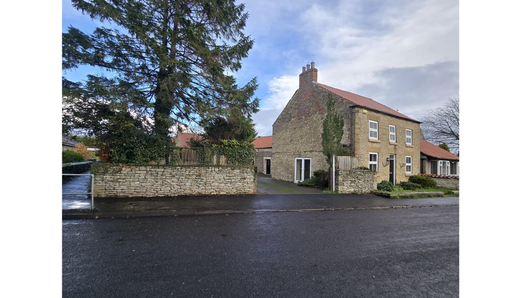 Property photo 3 of 43 R251217 103 - 83 Outgang Road, Pickering, North Yorkshire, Yo18 7 (17).Jpg