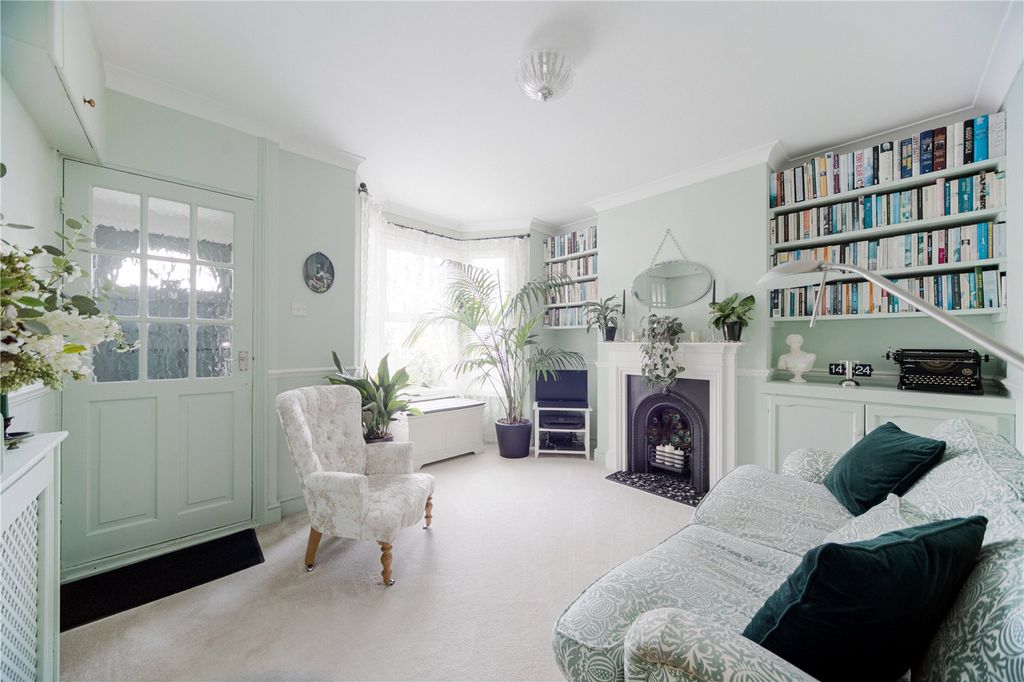 Property photo 2 of 19 Picture No. 01