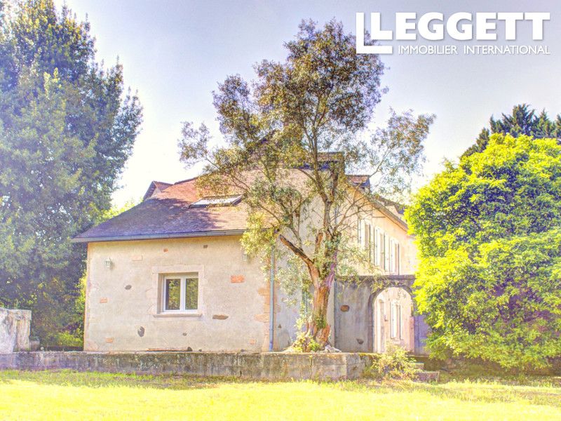 Property photo 1 of 10