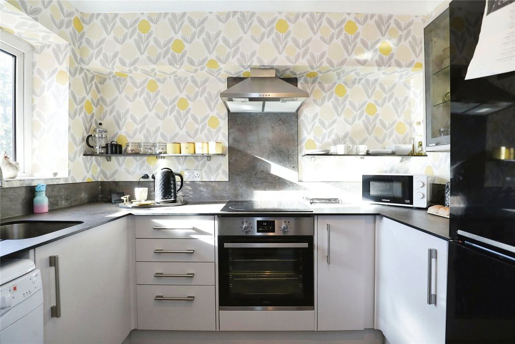 Property photo 1 of 12 Kitchen