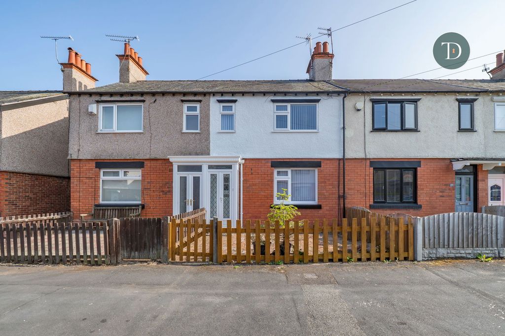 Property photo 1 of 25