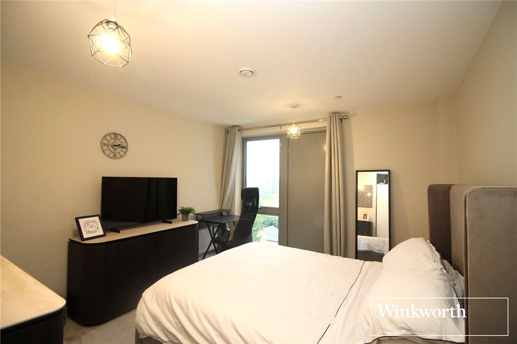 Additional image 9 of 1 bed flat for saleBrook Road, Borehamwood, Hertfordshire WD6