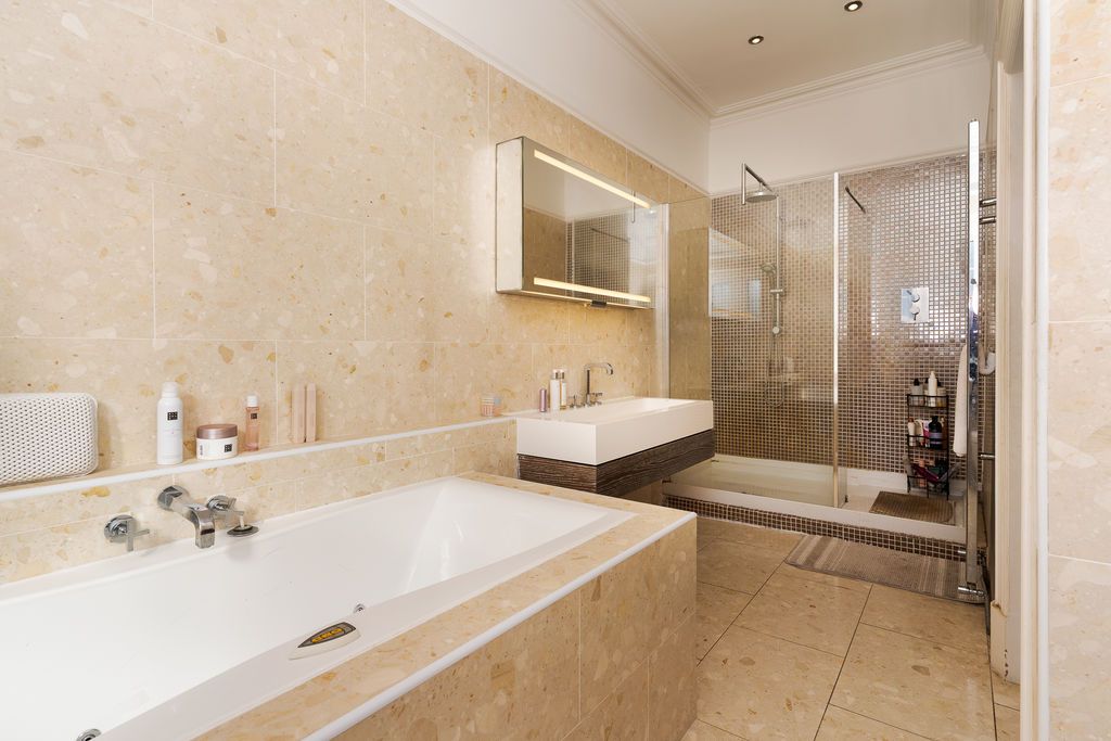 Additional image 10 of 6 bed end terrace house for saleVictoria Square, Penarth CF64