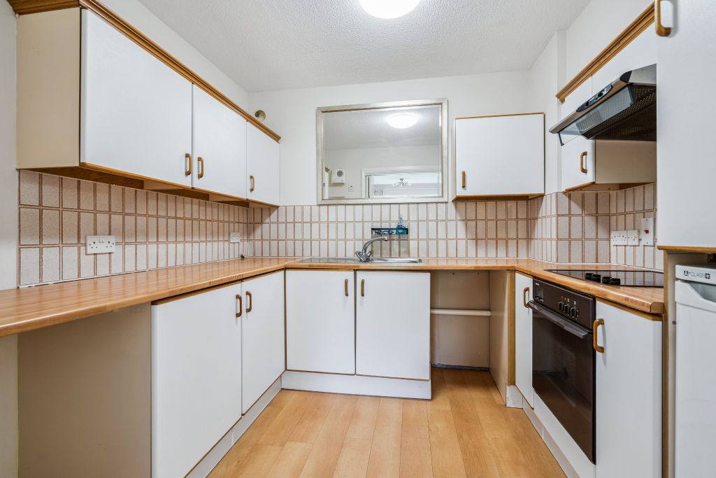 Property photo 3 of 8