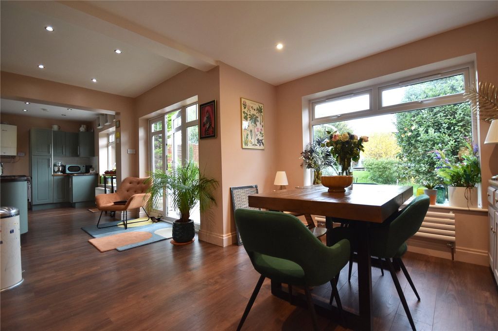 Property photo 3 of 12 Picture No. 34