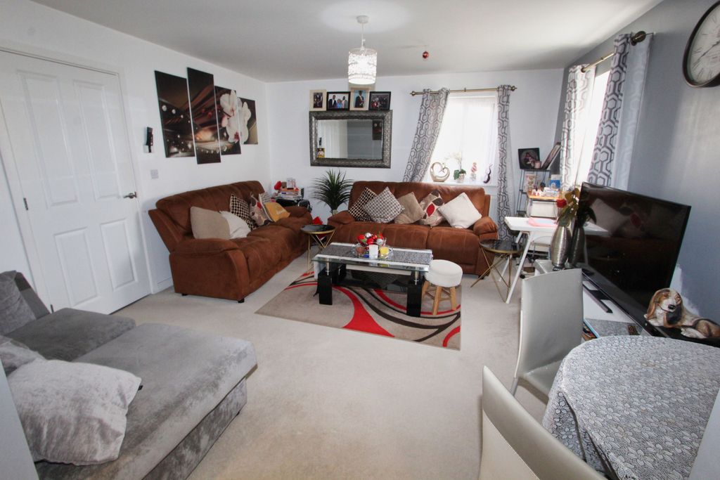 Additional image 7 of 2 bed flat for saleHoldenby Drive, Corby NN17