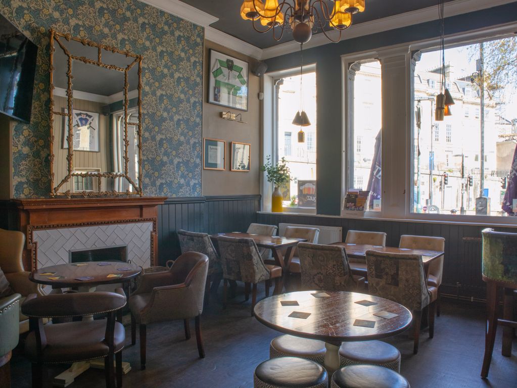 Property photo 3 of 9