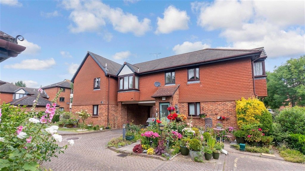 Property photo 1 of 13 External (Web)