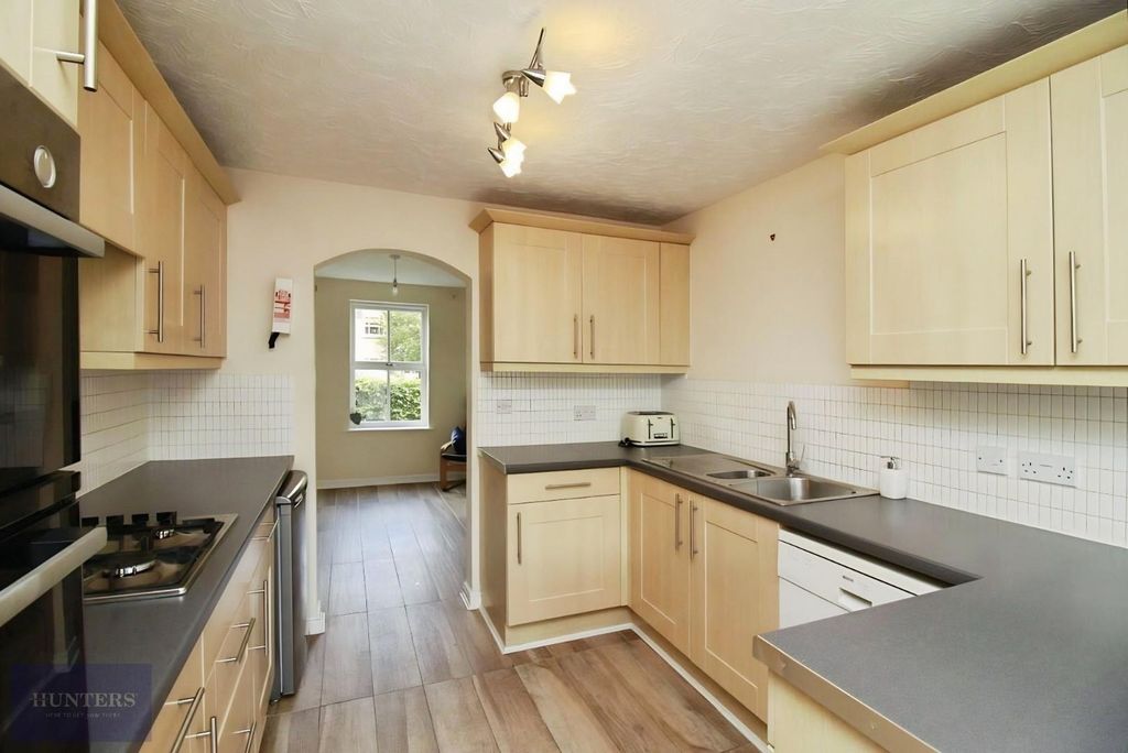 Property photo 2 of 14 A5Df50Ec-267227_102782002045_Img_02_0000.Jpeg