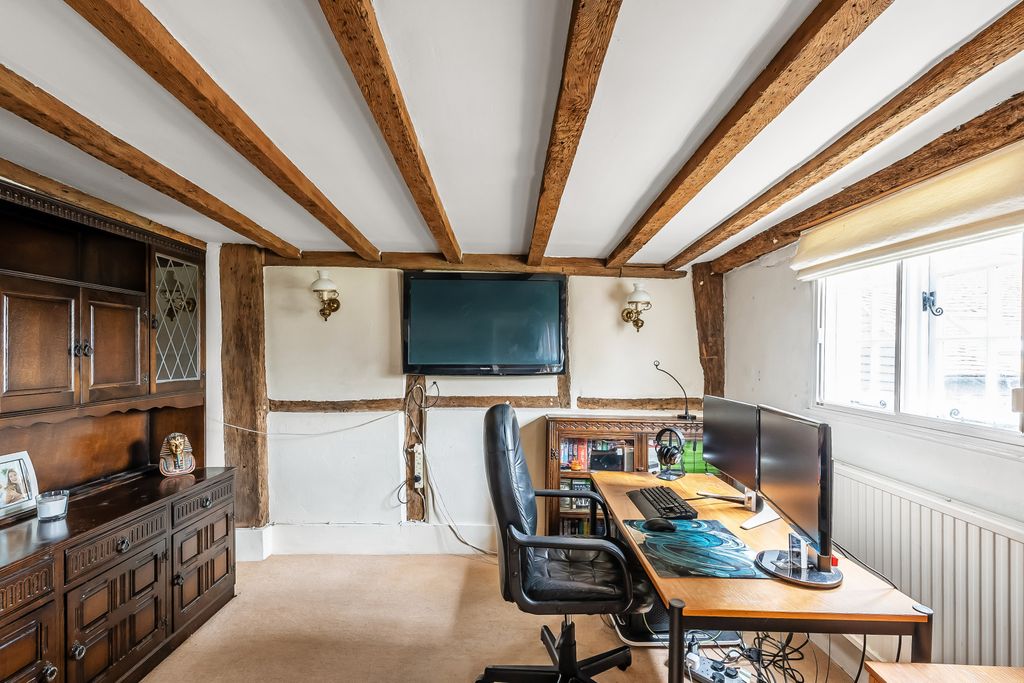 Additional image 6 of 4 bed semi-detached house for saleNewchapel Road, Lingfield, Surrey RH7