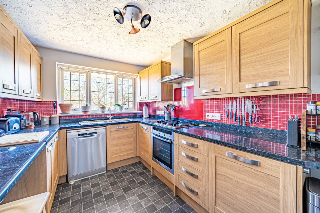 Property photo 2 of 20 689017_1_011