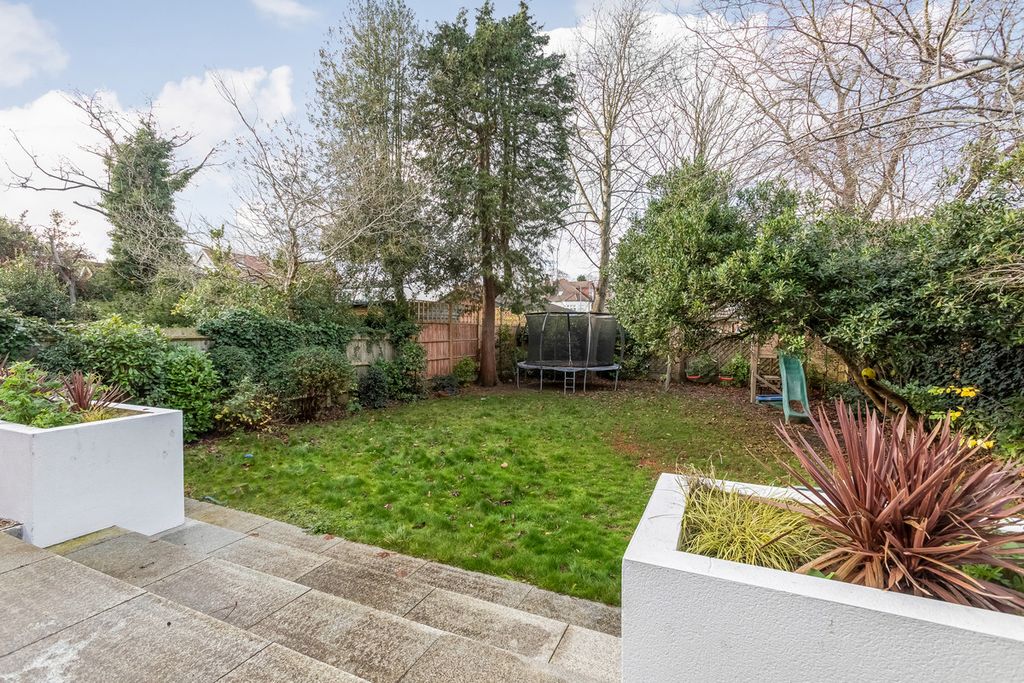 Property photo 3 of 50