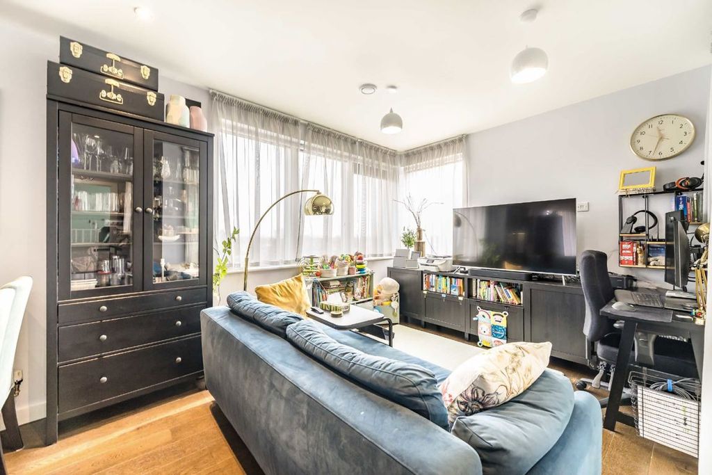 Property photo 1 of 5