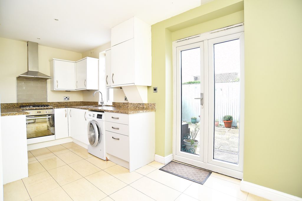 Property photo 3 of 13