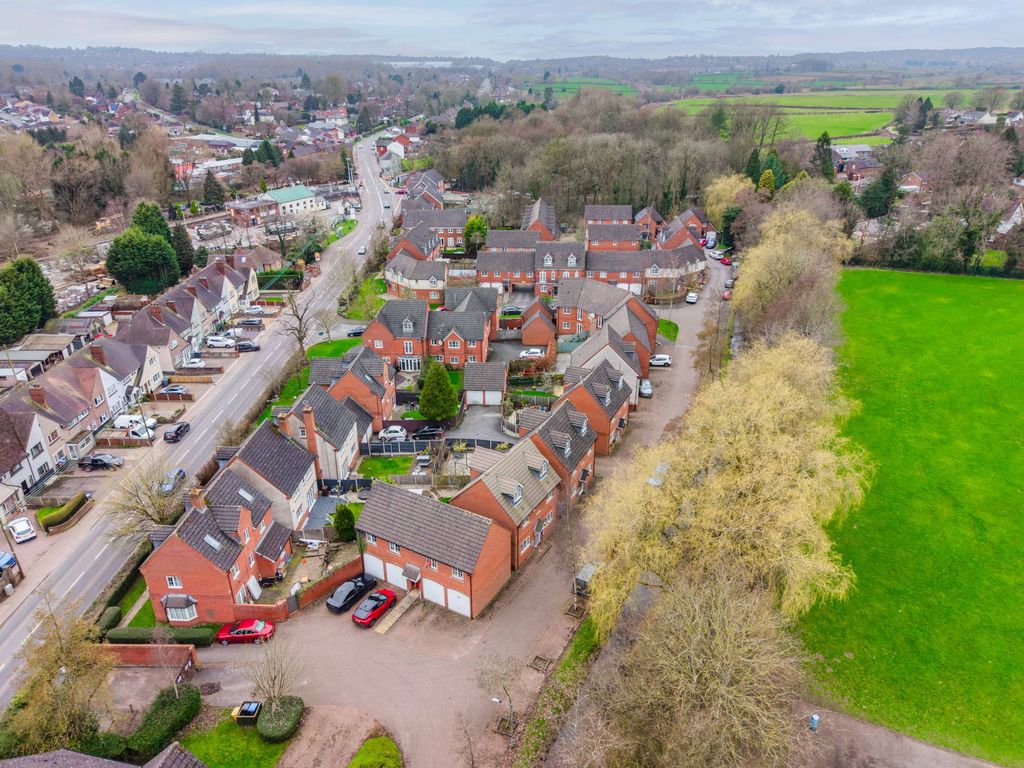 Property photo 2 of 38