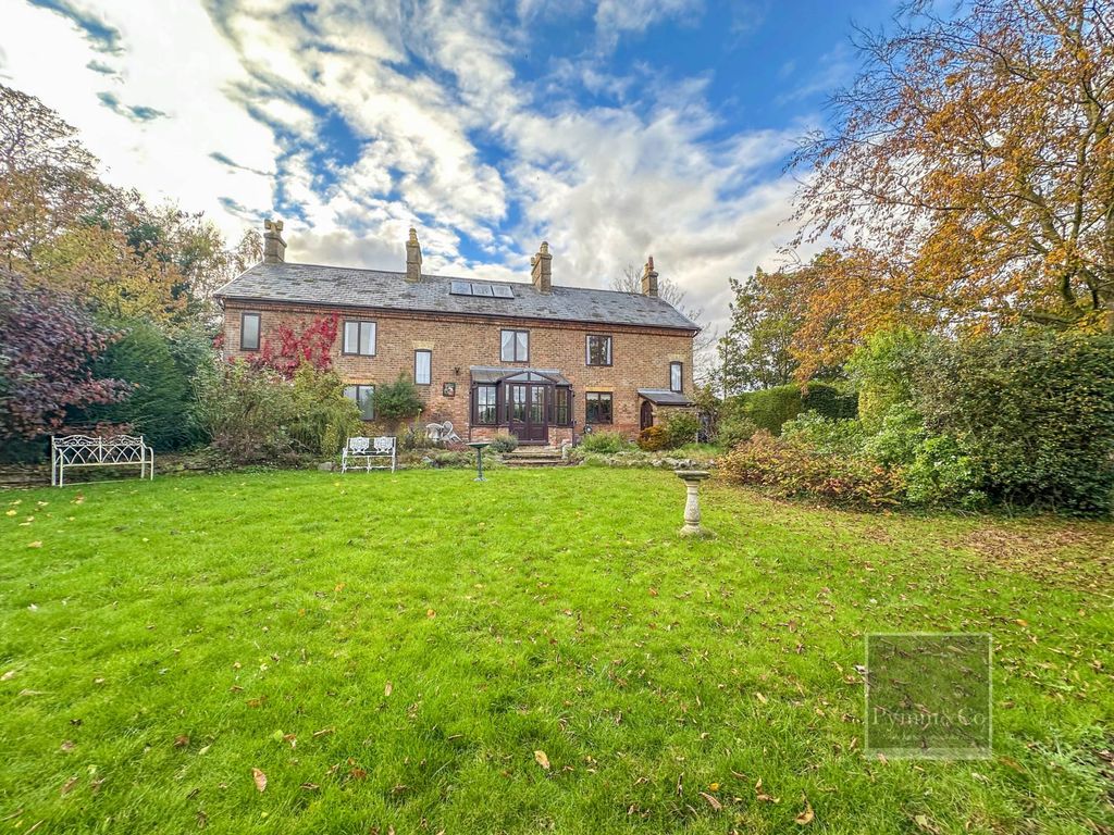 Property photo 1 of 31