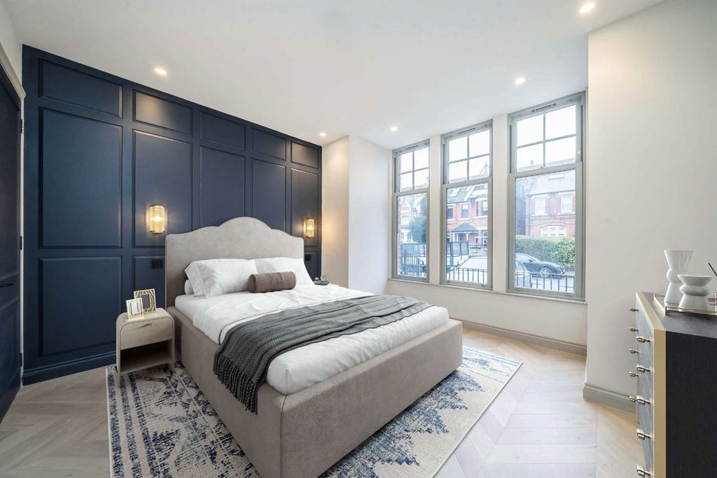 Property photo 3 of 5