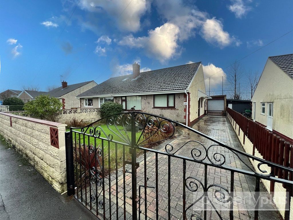 Property photo 1 of 15 Picture No. 16