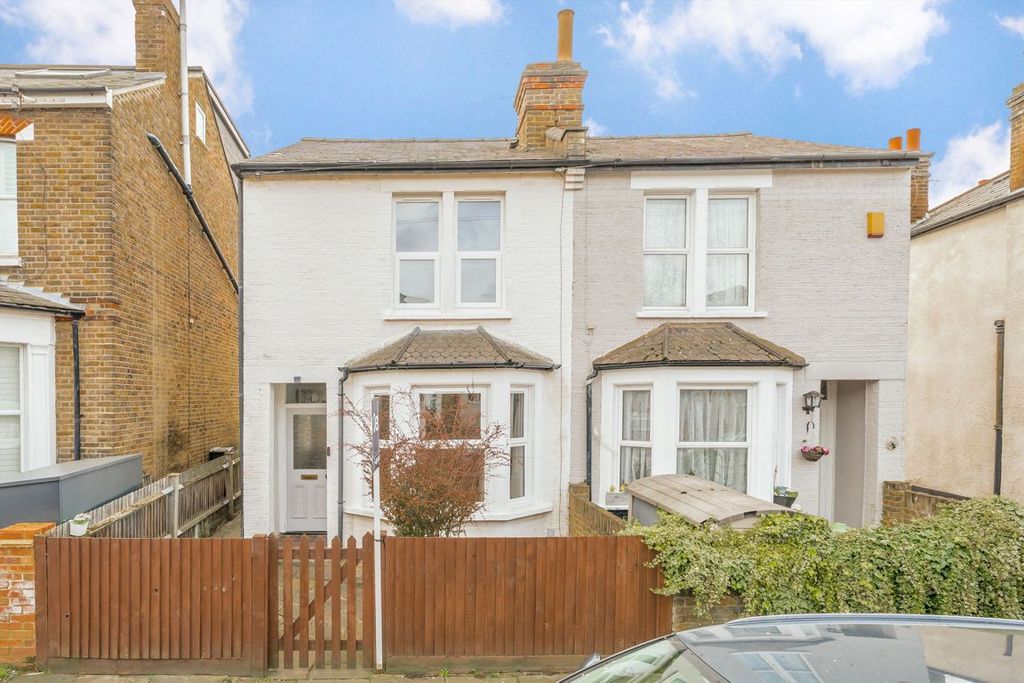 Property photo 1 of 7