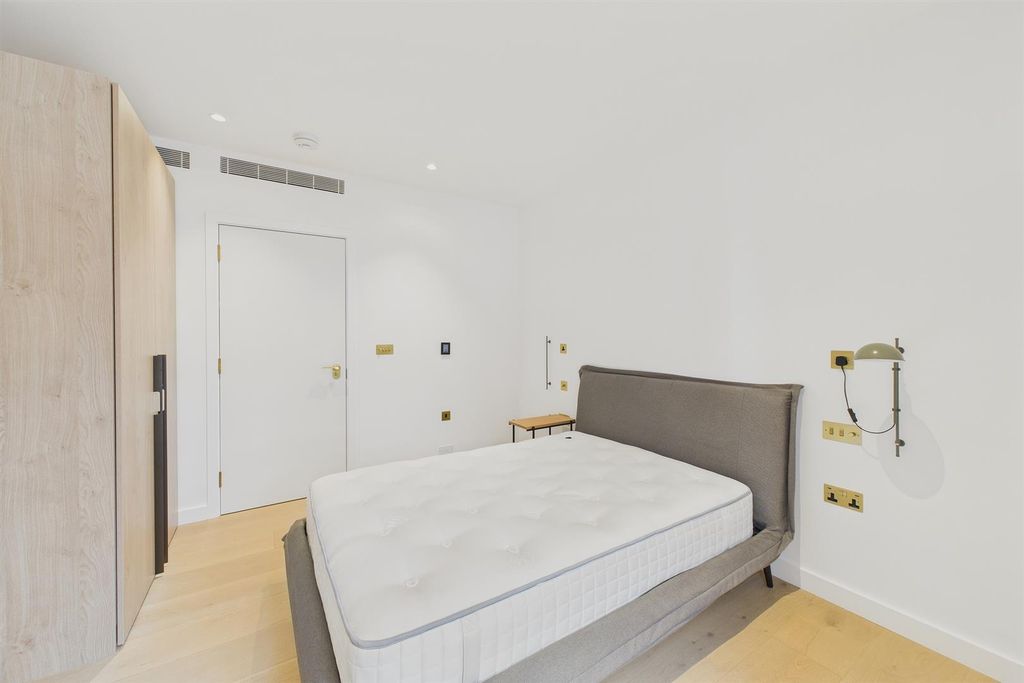 Property photo 3 of 25 5.Jpg