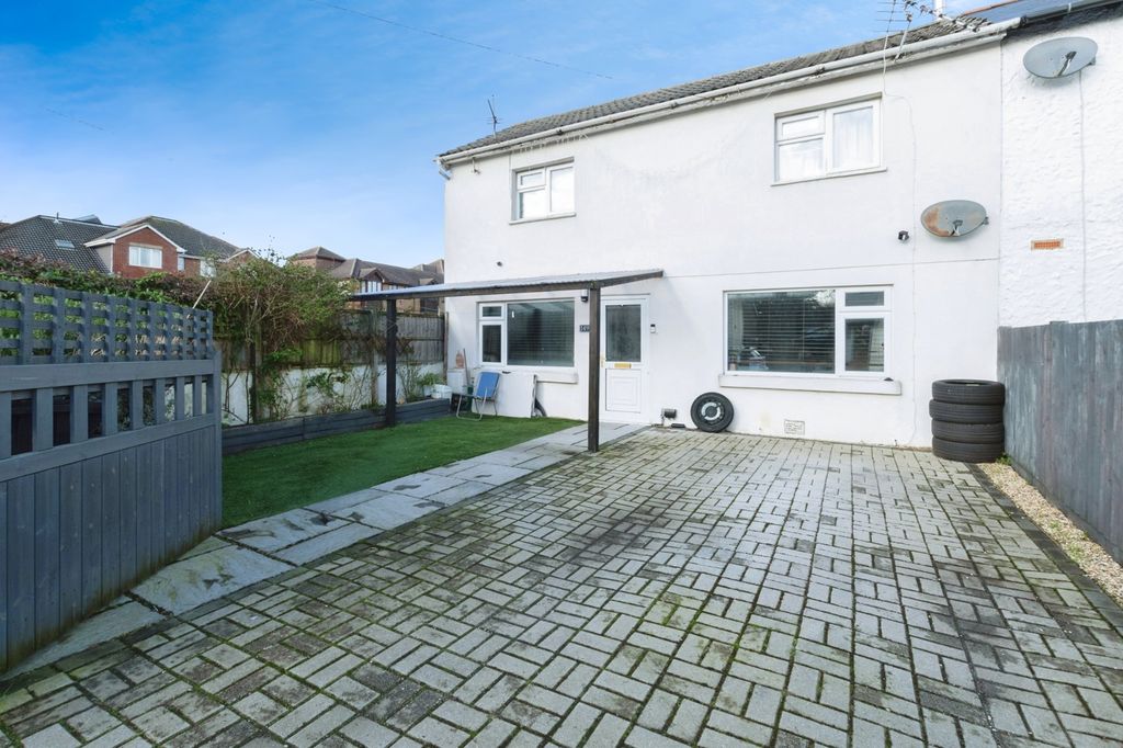 Property photo 1 of 17 Pbox-Img.Jpg