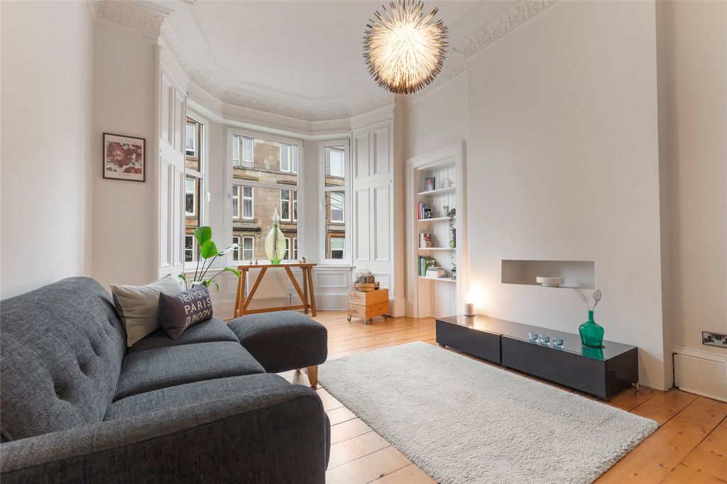 Property photo 2 of 23 Picture No. 30