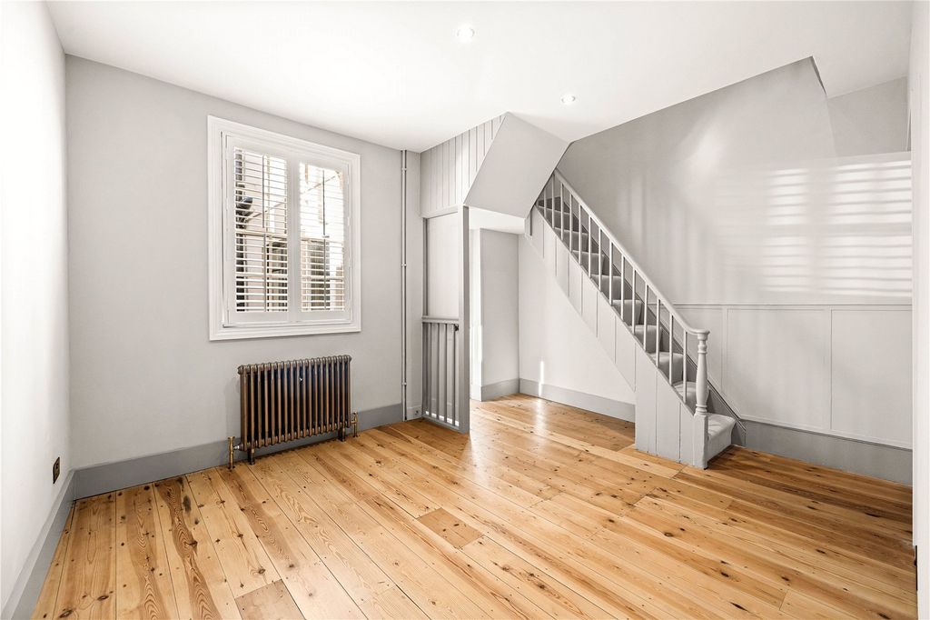 Property photo 3 of 17 Picture No. 12