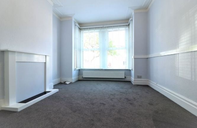 Property photo 3 of 10 1544313