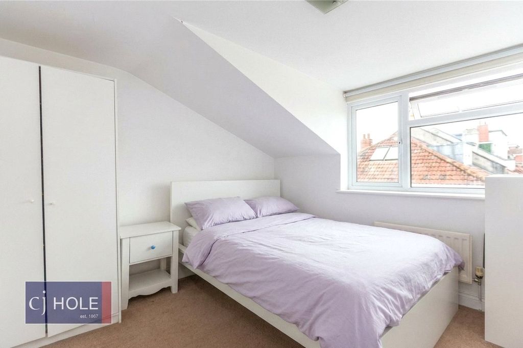 Property photo 2 of 7 Picture No. 25