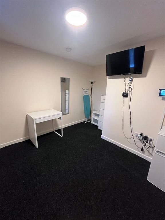 Property photo 2 of 12 Img-20251124-Wa0014.Jpg