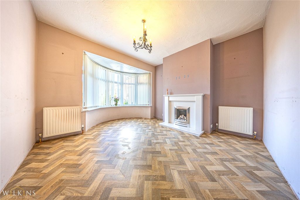 Property photo 2 of 34 Picture No. 01