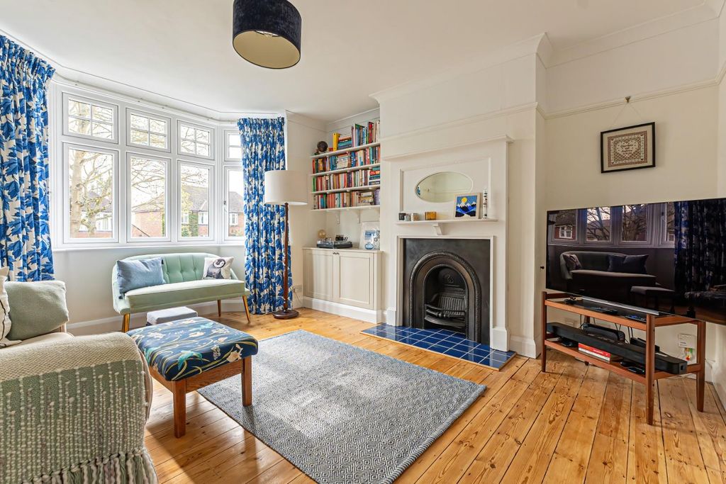 Property photo 3 of 14