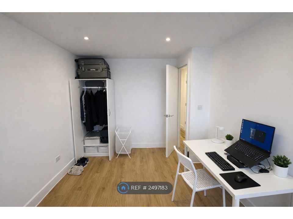 Property photo 3 of 6