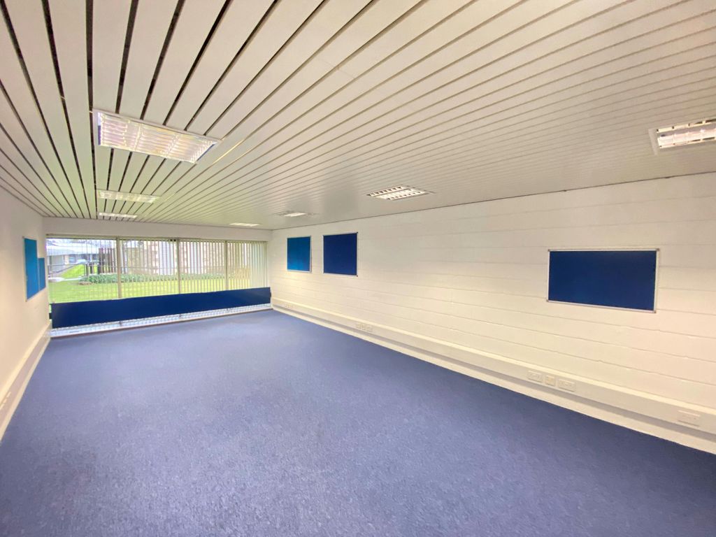 Property photo 2 of 6 Picture8.Jpg