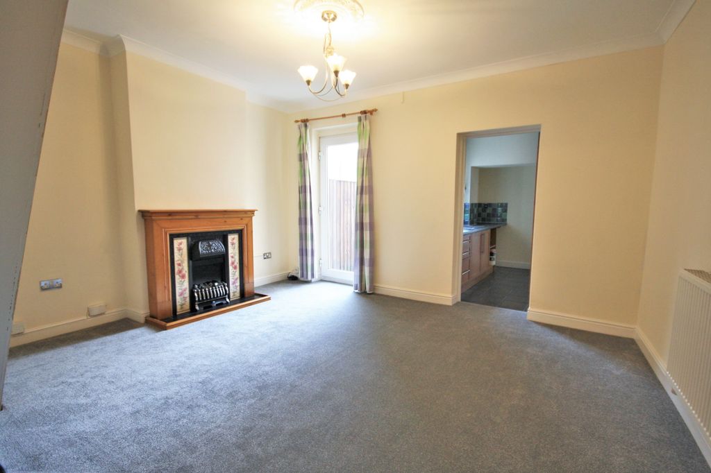 Property photo 3 of 10 Img_5114