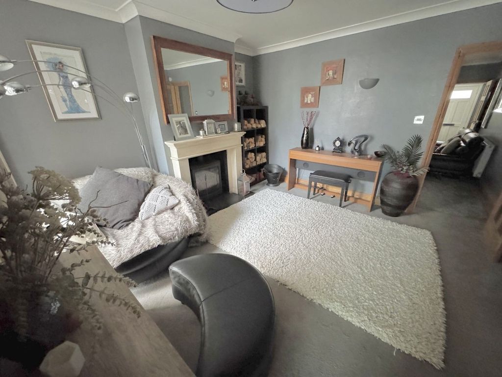 Property photo 3 of 30