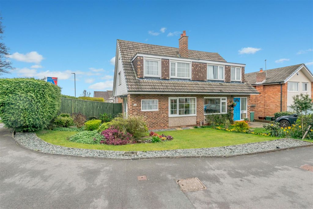 Property photo 1 of 26