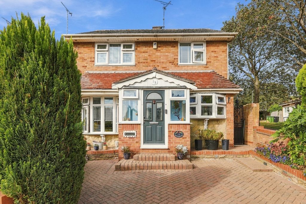 Property photo 1 of 21