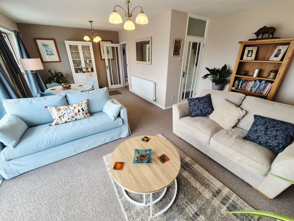 Property photo 3 of 15