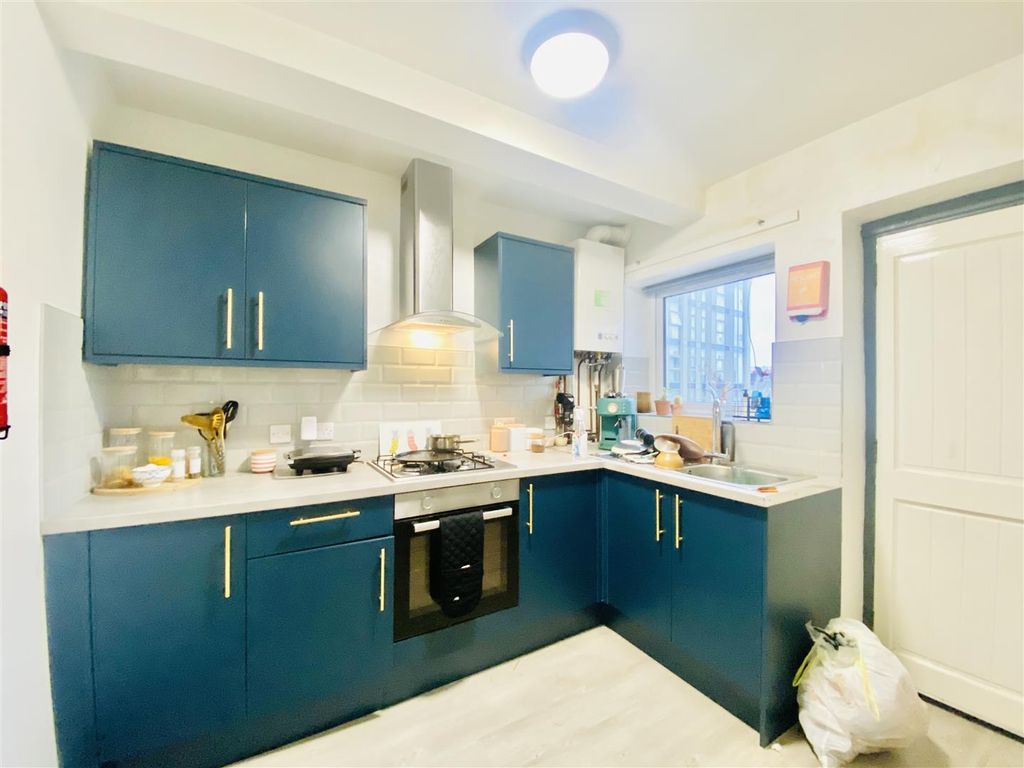 Property photo 1 of 12 Image00007.Jpeg