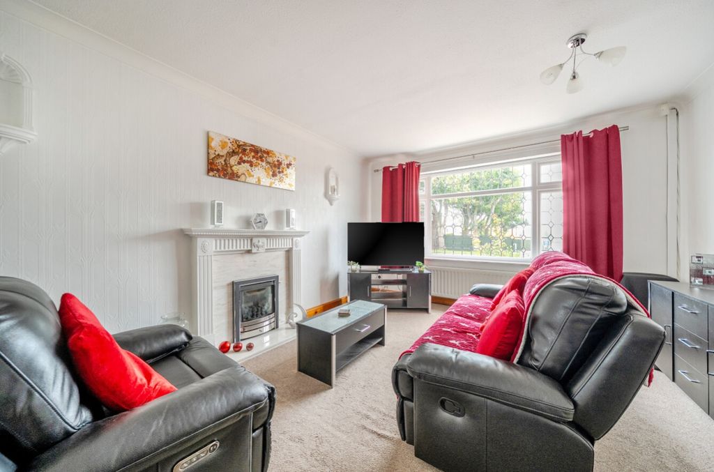 Property photo 2 of 19 1366067-17-68E8Eb23B7364