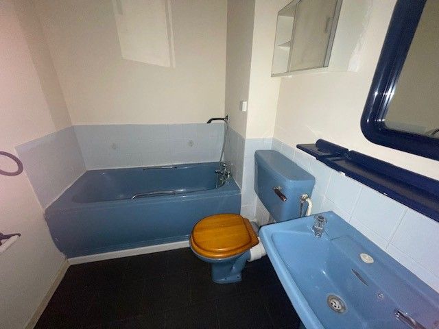 Property photo 3 of 4 Bathroom