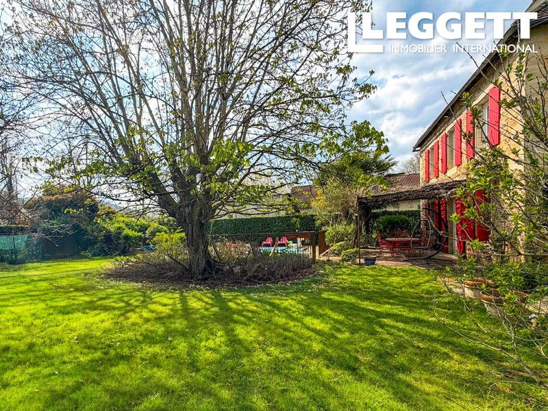 Property photo 1 of 10