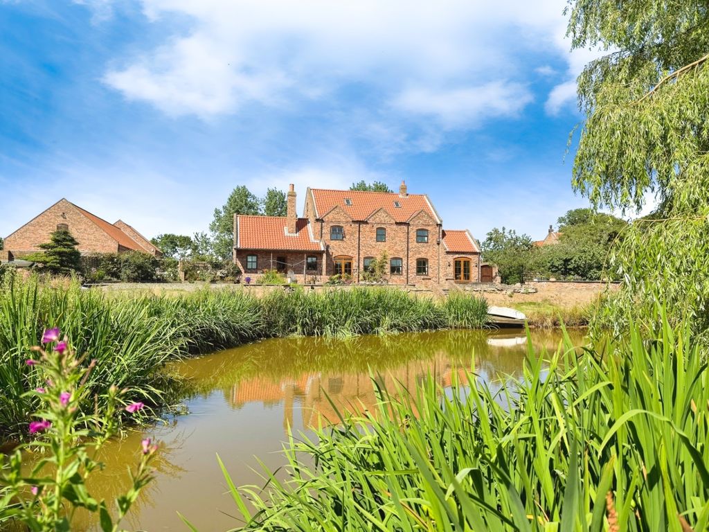 Property photo 1 of 29 4333341