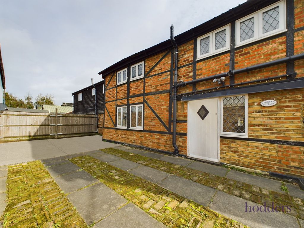 Property photo 1 of 16 Picture No. 23