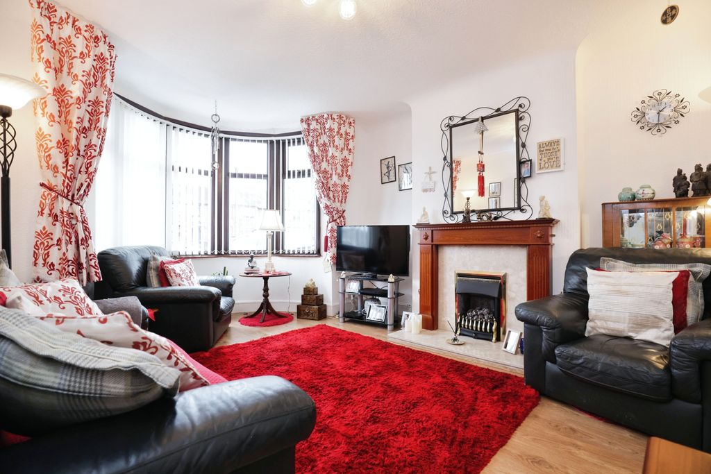 Property photo 2 of 15