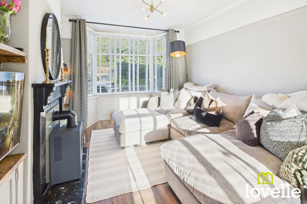 Property photo 3 of 22