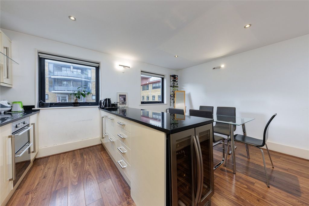 Property photo 3 of 13 Picture No. 19