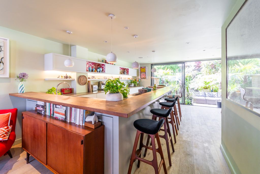 Property photo 2 of 23 Ndb06037
