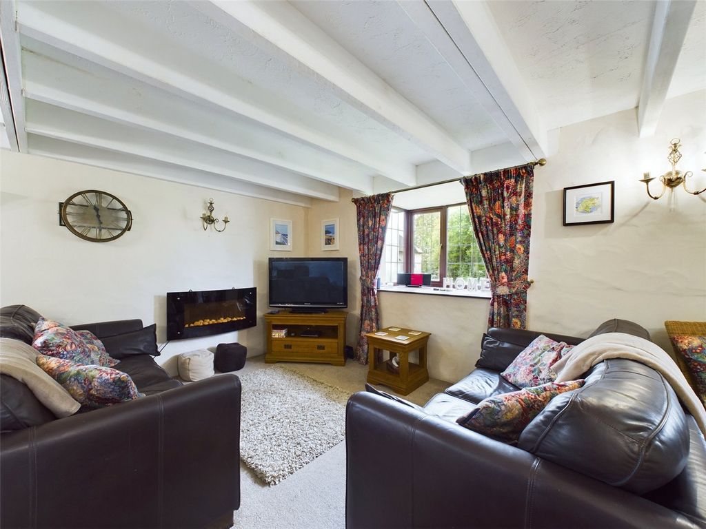 Property photo 3 of 9 Picture No. 22